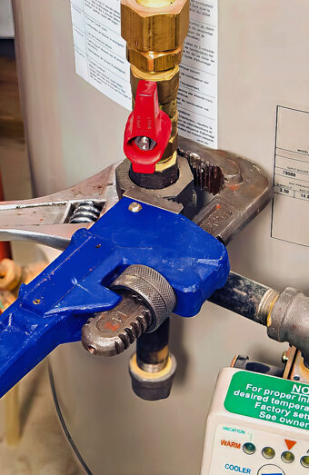 https://mountpleasanthotwater.com.au/uploads/2025/06/hot-water-installs-82362.jpg