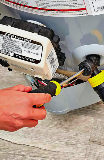 https://mountpleasanthotwater.com.au/uploads/2025/06/hot-water-installs-91973.jpg